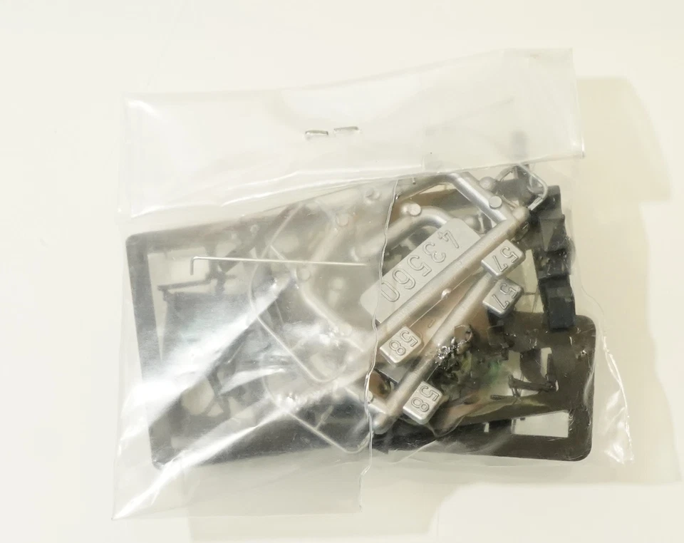 ROCO ECHELLE HO 1/87 SACHET DE DETAILLAGE COMPLET POUR BB 9200 / 9300 VERTE