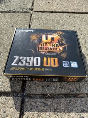 Gigabyte Z390 Ultra Durable Motherboard Box
