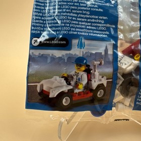 LEGO City: Medic's Car (30000) - New Sealed Polybag