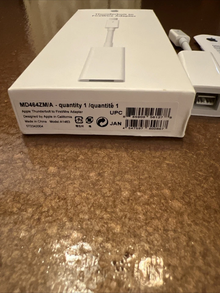 FireWire Thunderbolt Adapter MD464ZM/A (Same as MD464LL/A) - Image 3 of 3