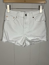 Levi  s White High Rise Shorts Size 28 Coastal Beach Vacation