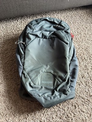 Osprey Axis Backpack 24/Seven Series Dark Green 22L