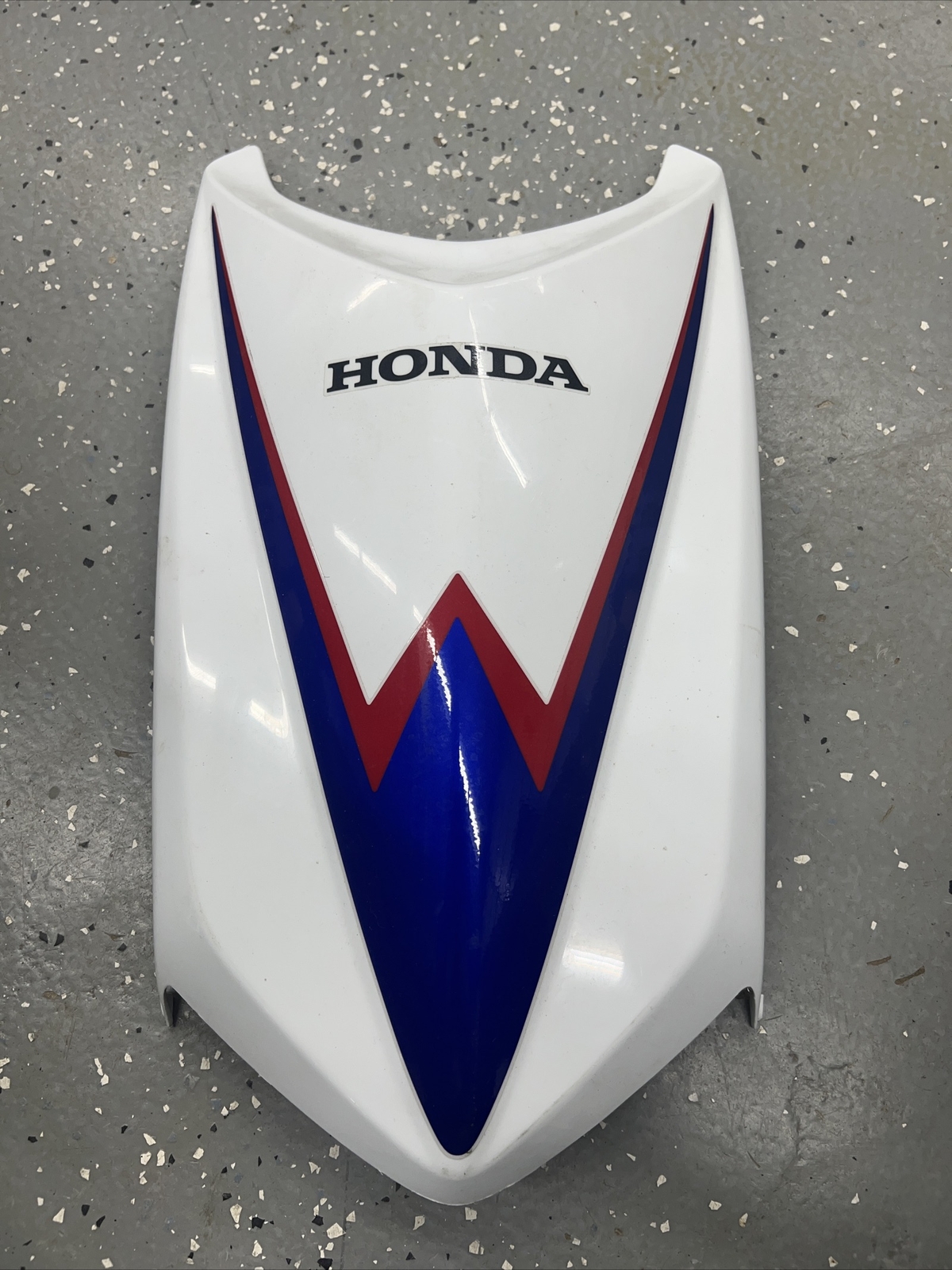 Honda TRX450R/TRX450ER Front Fender Mounts 2004-2014 - OEM 61103-HP1-000 & 61104-HP1-000
