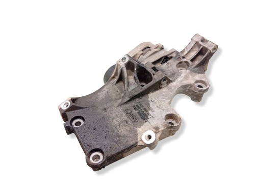 Volkswagen PASSAT B6 2007 Halterung Lichtmaschine 03G903143F Diesel 103kW