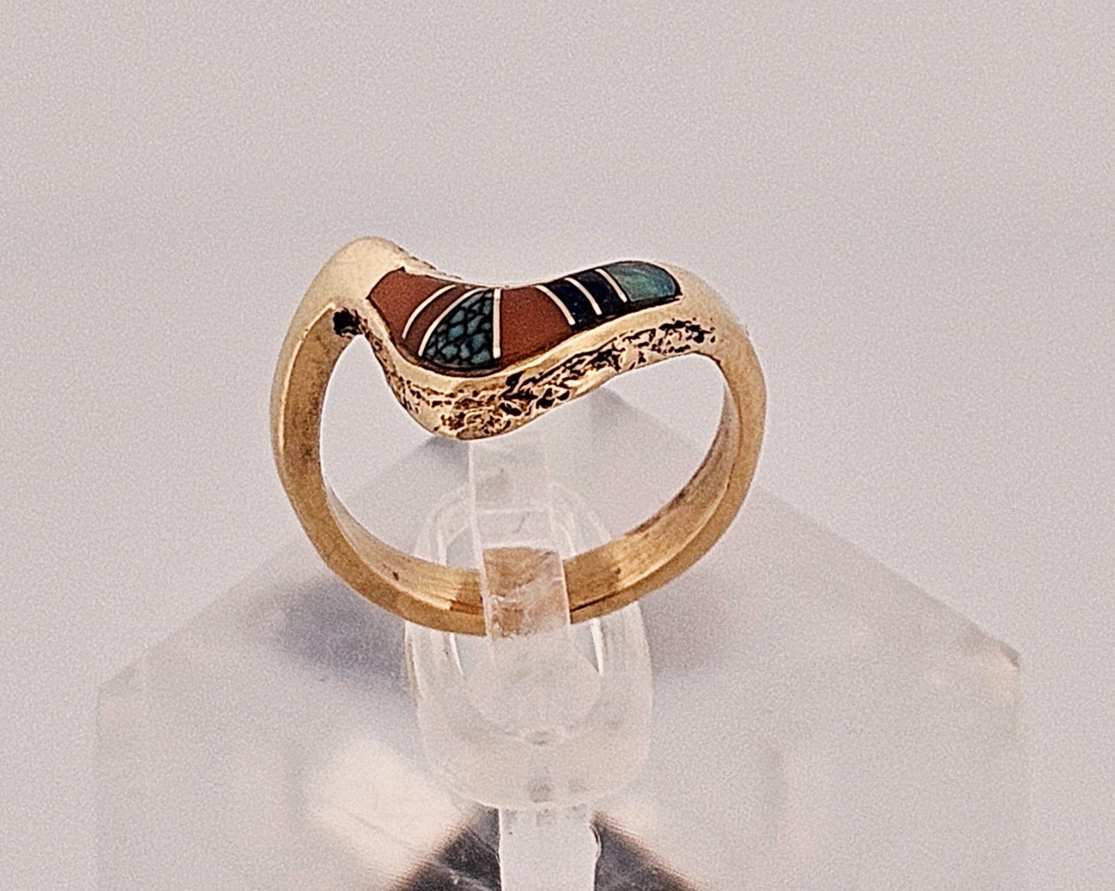 10k solid gold native multstone inlay wave ring - image 3
