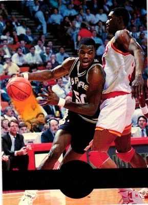 1993-94 SkyBox Premium #SS5 David Robinson / Hakeem Olajuwon Showdown Series