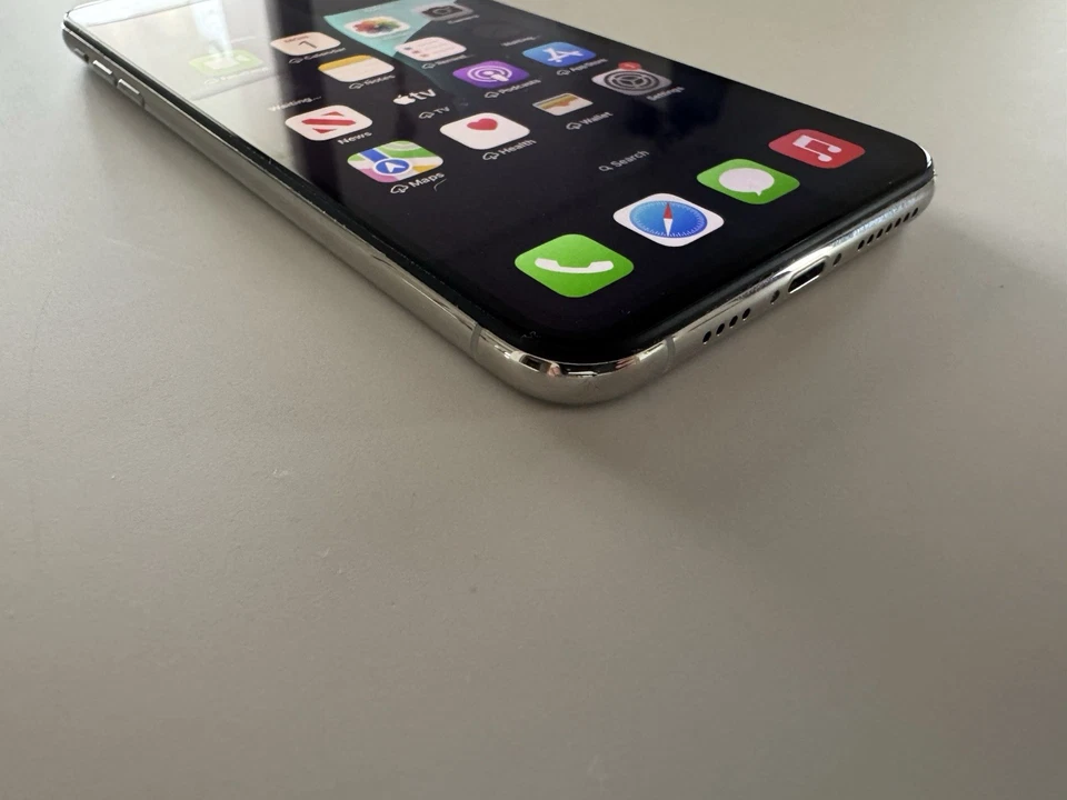 Apple iPhone XS Max - 256GB - Argento (Sbloccato) Batteria 100% - Immagine 4 di 4