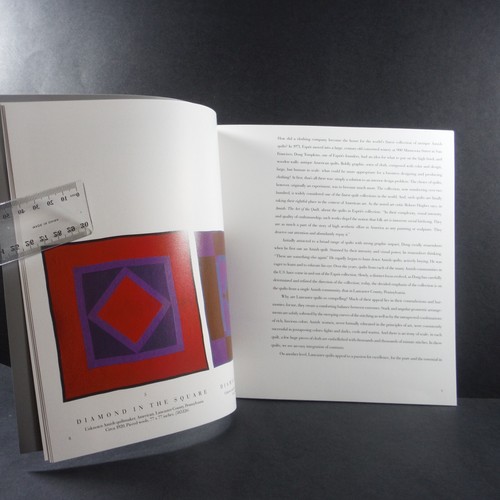 Amish Quilts of Lancaster Country by Julie Silber Exhibition Catalogue 1990 PB - Picture 4 of 11