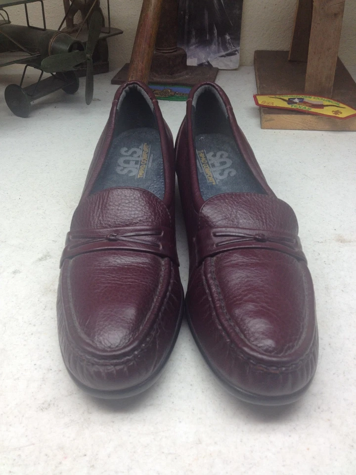 ZAPATOS CÓMODOS DE CUERO BORGOÑA VINO TINTO SAS USA 10 S Foto 2 de 4