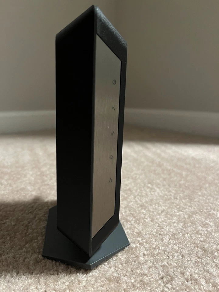 Cable módem NETGEAR CM700 cable módem de alta velocidad | DOCSIS 3.0 con cable de alimentación Foto 4 de 4