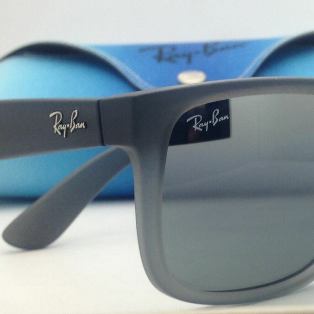 Ray-Ban Sunglasses JUSTIN RB 4165 852/88 Rubber Grey Frames Silver Mirrored Lens image 8