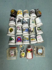 Set 24 Vintage Thimble Collection