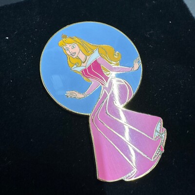 2004 Walt Disney PIN Aurora DP00266 Limited Edition of 1000 aprx 2.4'' x 1.5''
