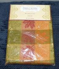 Vtg Perfect Settings fabric tablecloth autumn leaves 60 x 84 oblong 98 Cotton