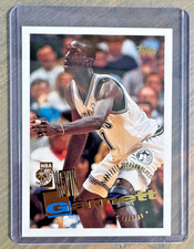 1995-96 Topps - Kevin Garnett #237 (RC) Rookie Card HOF Timberwolves. rookie card picture