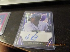 geraldo perdomo rookie auto leaf flash 2020 numbered/35 purple sparkles
