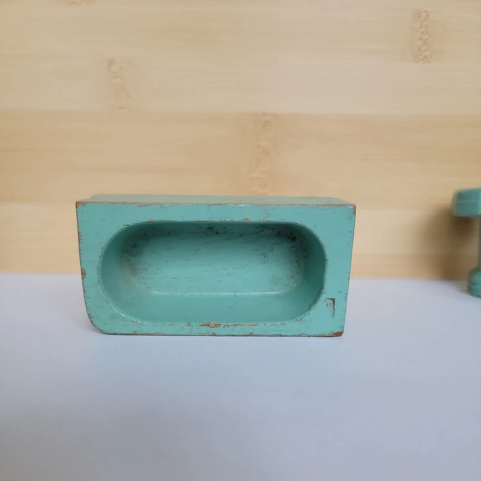 Strombecker-Mint Green Wooden Dollhouse - Sink, Tub, Toilet- original paint - Image 3 of 4