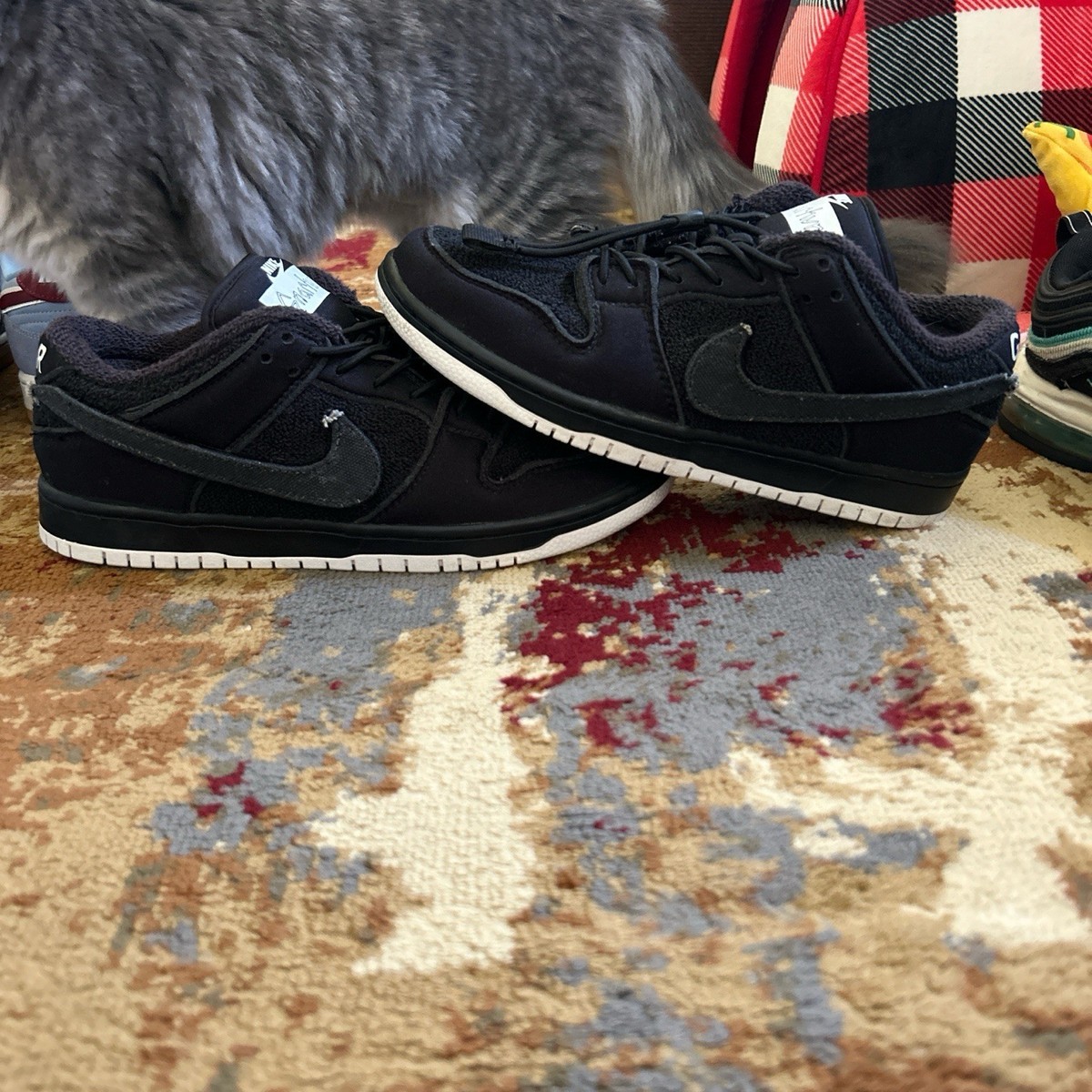 Gnarhunters × Nike SB Dunk Low 【公式通販】