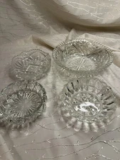 Vtg Clear Pressed Glass Berry Bowl Set Lot of 5 Assorted Starburst Diamond Cut
