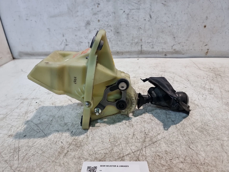 Hyundai Tucson Gear Shifter Selector W/ Knob 6 Speed 2.0 Manual 2008 MK1 JM OEM — 第 4/4 张图片