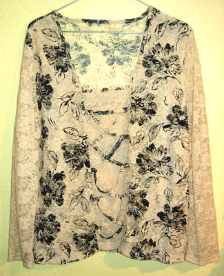 03) yellow-charcoal colored women's lace long sleeve T-shirt size 40 / 42