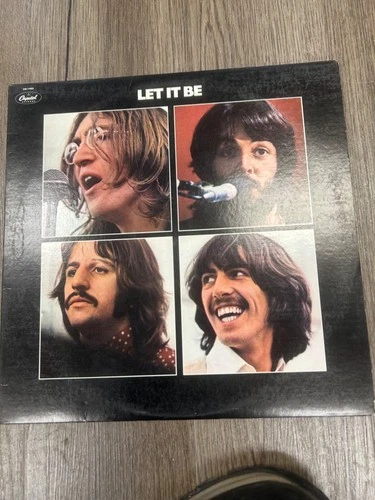 The Beatles let it be vinyl lp Capital record label very good condition