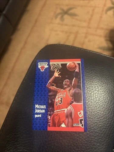 1991 Fleer Michael Jordan #29 Chicago Bulls HOF NM-MINT