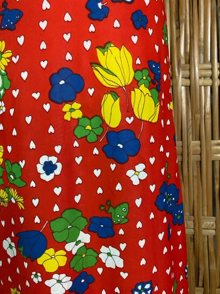Vtg 70s Hand-Made Maxi Long Skirt Bright Red Floral Frogs White Hearts Hippy M - Image 4 of 4