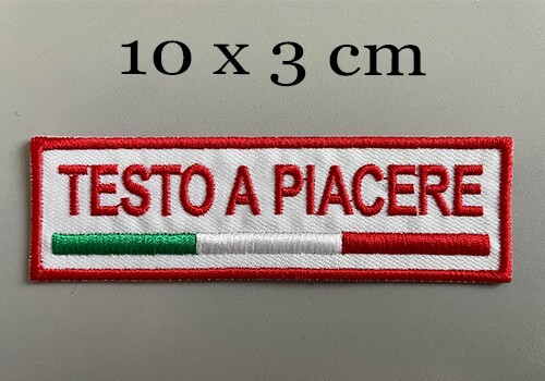 PATCH PERSONALIZZATA RICAMATA CON TESTO SU BASE NERA CM.10X3 -TERMOADESIVA