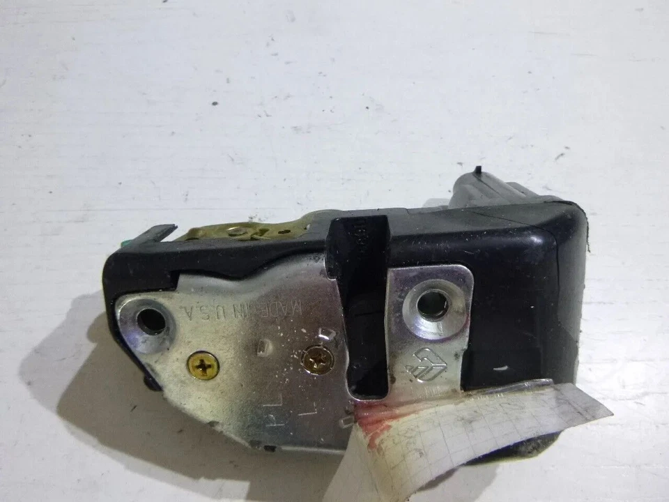 Cerradura puerta delantera izquierda Dodge Neon 1995-1996 Chrysler Sebring '98-'00 Foto 4 de 4