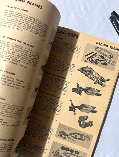 Vintage 1965 1/2 Auto World Model Car & Racing Catalog slot cars - Picture 7 of 9