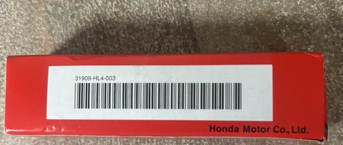 Honda OEM Part 31909-HL4-003 SPARK PLUG (SILMAR7A9S) (NGK)-NEW IN BOX - Foto 3 di 4