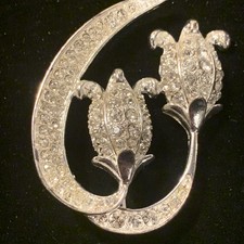 Lovely Signed M&S  Rhinestone Diamente Silver Tone Sail  Brooch.