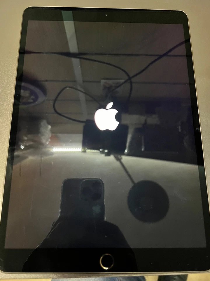 Apple iPad Air (3rd generation) · 256GB · Cellular, foto 2 di 4