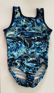 Plum Practicewear Leotard Girls Size Medium Pre-Owned