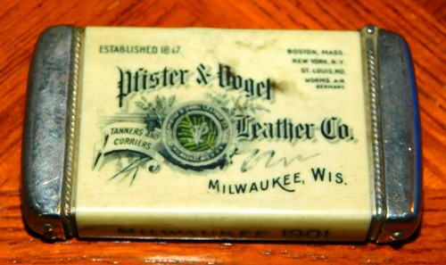 1900s PFISTER & VOGEL LEATHER CO. Milwaukee Wis CELLULOID Ornate MATCH SAFE