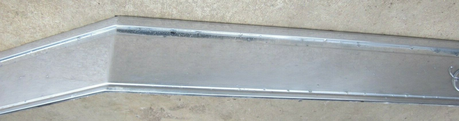 Picture 3 of 8