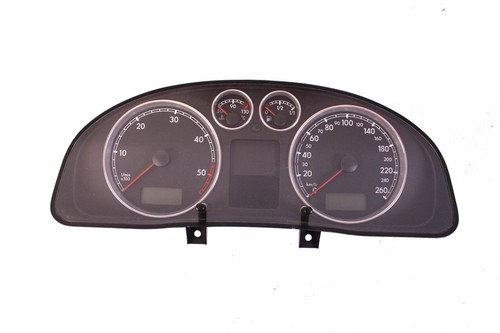 VW Passat 3BG 3B0920829A Tacho Tachometer Kombiinstrument MFA Diesel km/h VDO