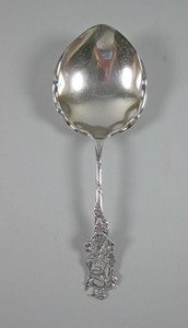 Antique Gorham NUREMBERG 9" Solid Smooth Berry/Casserol