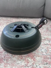 Preowned - Krinner Tree Genie Size M Max 7 Feet Tree Max Trunk 12 Cms, 4.5 L