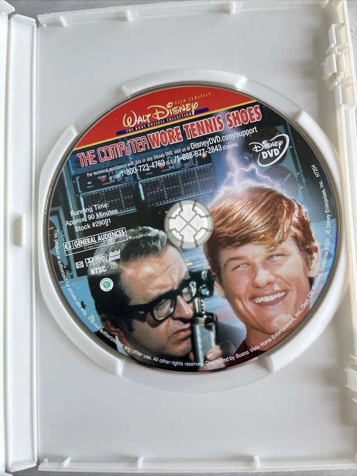 The Computer Wore Tennis Shoes (DVD 1969) Disney, Kurt Russell, Cesar Romero Foto 3 de 3