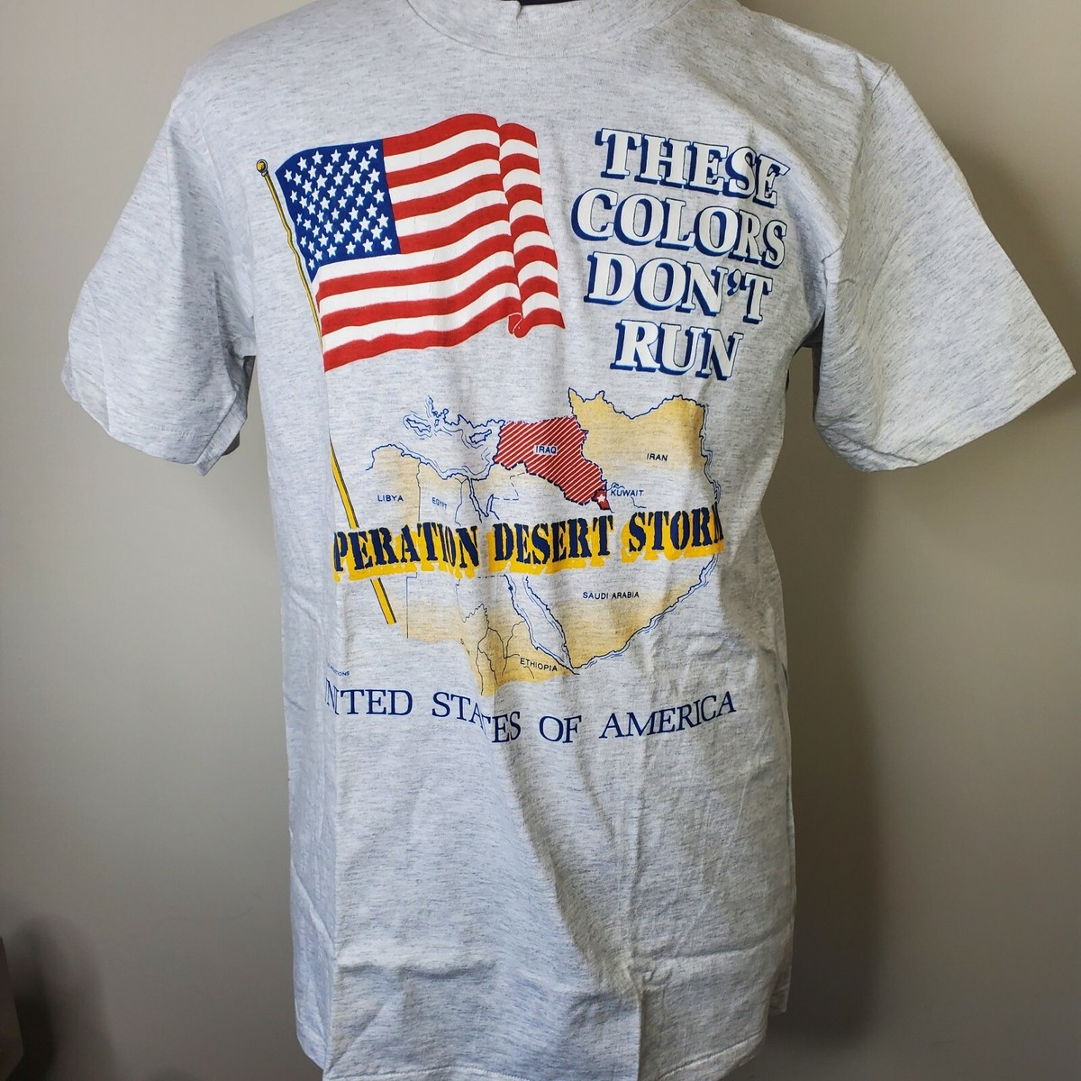 Vintage 90s Mens LEE HEAVY WEIGHT OPERATION DESERT STORM Large T