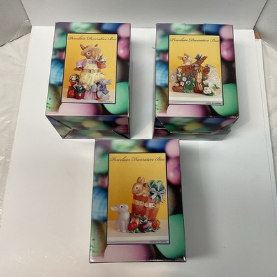 Easter Bunny Spring Bunnies Porcelain Decorative Piece Set