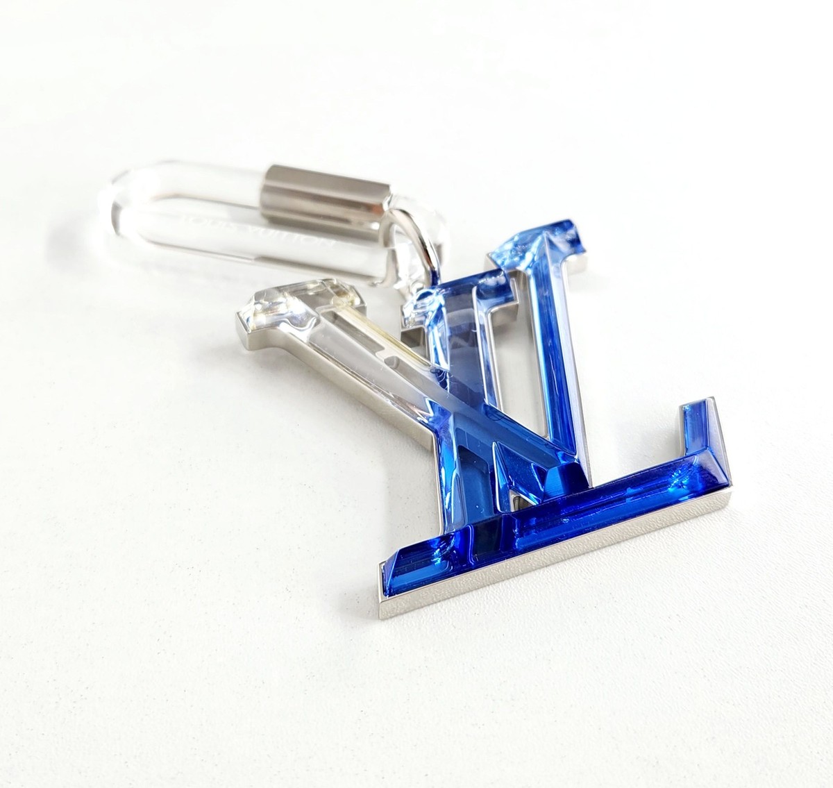 アクセサリー LOUIS VUITTON Louis Vuitton Prism Gradient Keyring & Charm 133635347 | eBay