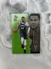 2025 Panini Giannis Antetokounmpo Base Optic Autographs - Holo (Raw)