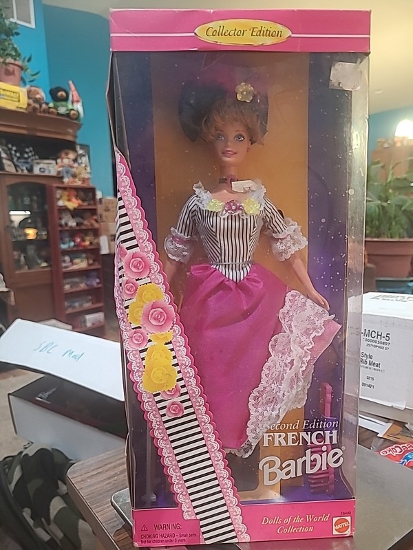 NRFB Vintage 1996 Barbie Dolls Of World Second Edition French #16499 *Box Dmg