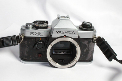 Yashica FX-D Quartz SLR 35mm SLR analog Body (Yashica/Contax)