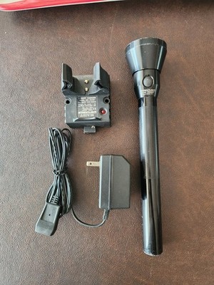 Streamlight Stinger Aluminum Flashlight 11.5 with Rechargeable Battery