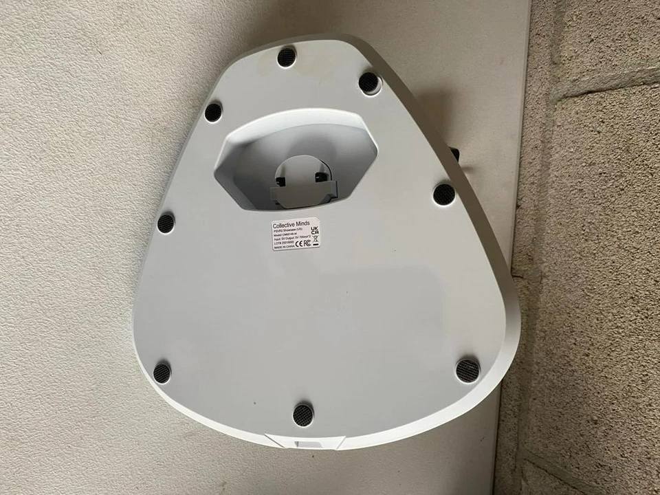 Collective Minds PSVR2 Showcase Premium Charging Station - Image 2 of 4