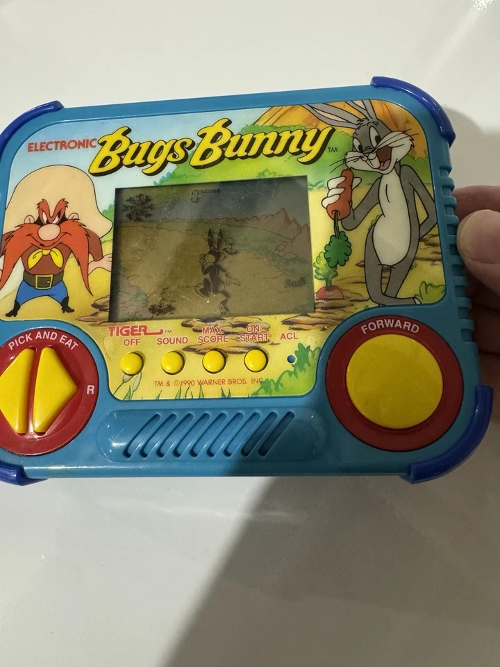 De colección Bugs Bunny 1990 Tiger Electronics LCD portátil probado - ¡Funciona! Foto 2 de 3